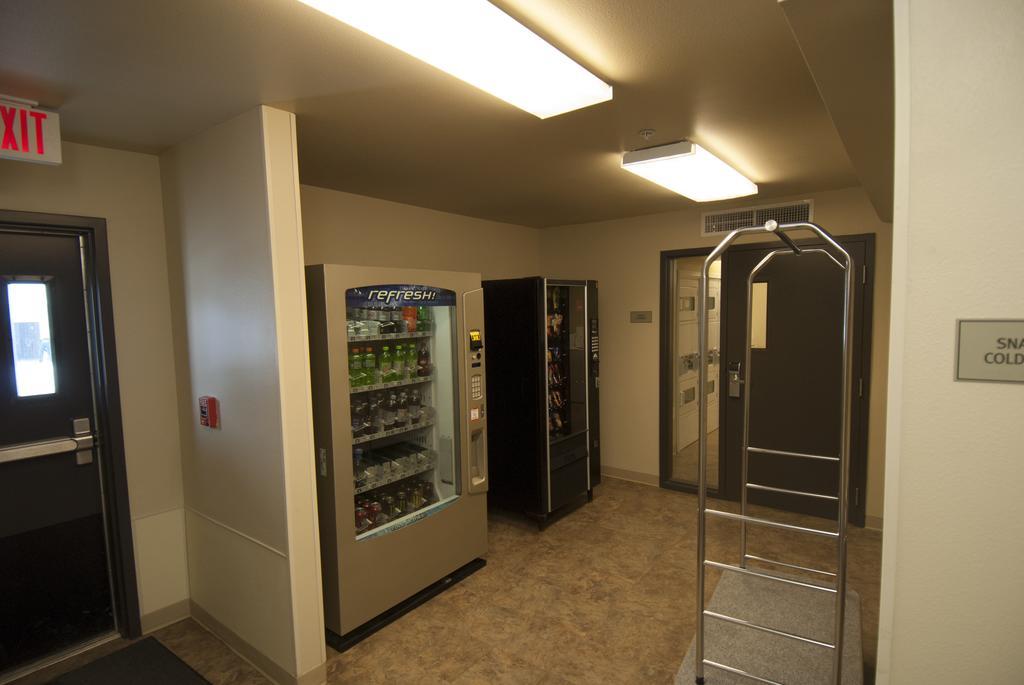 Woodspring Suites Williston Exterior foto