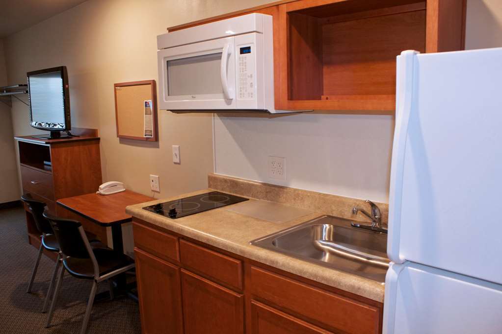 Woodspring Suites Williston Quarto foto