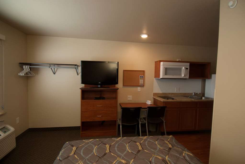 Woodspring Suites Williston Quarto foto