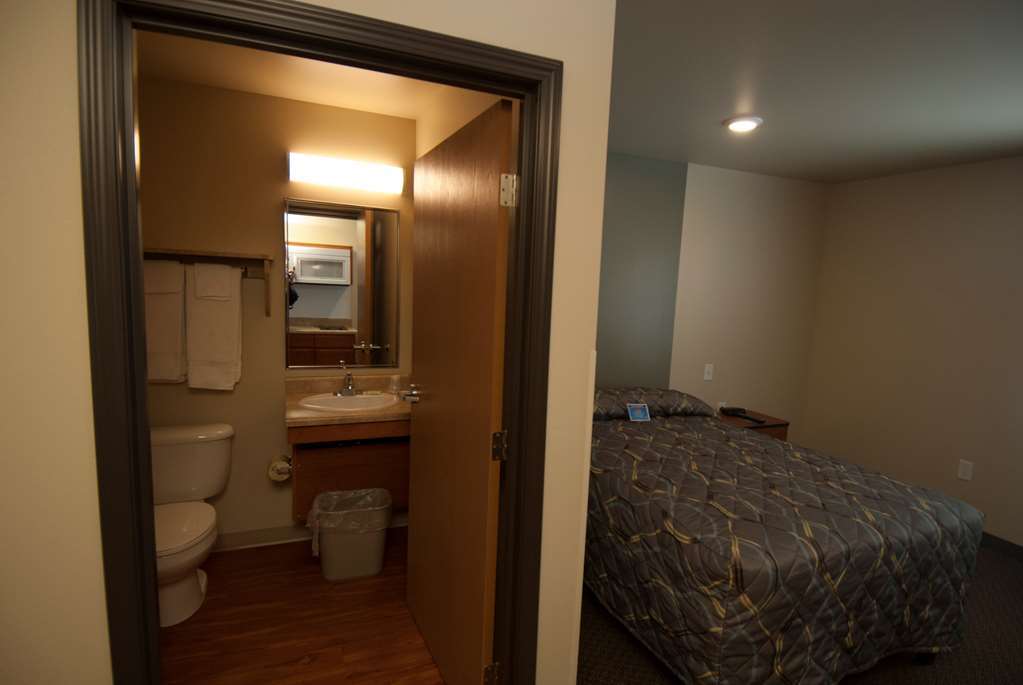 Woodspring Suites Williston Quarto foto