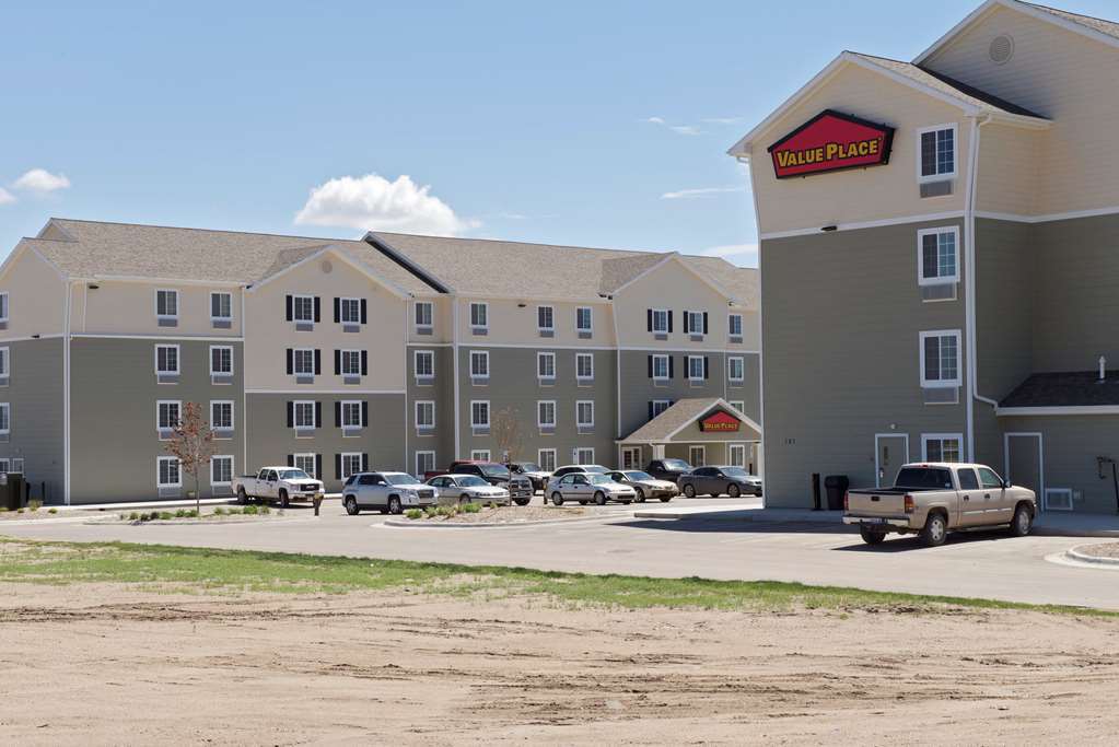 Woodspring Suites Williston Exterior foto