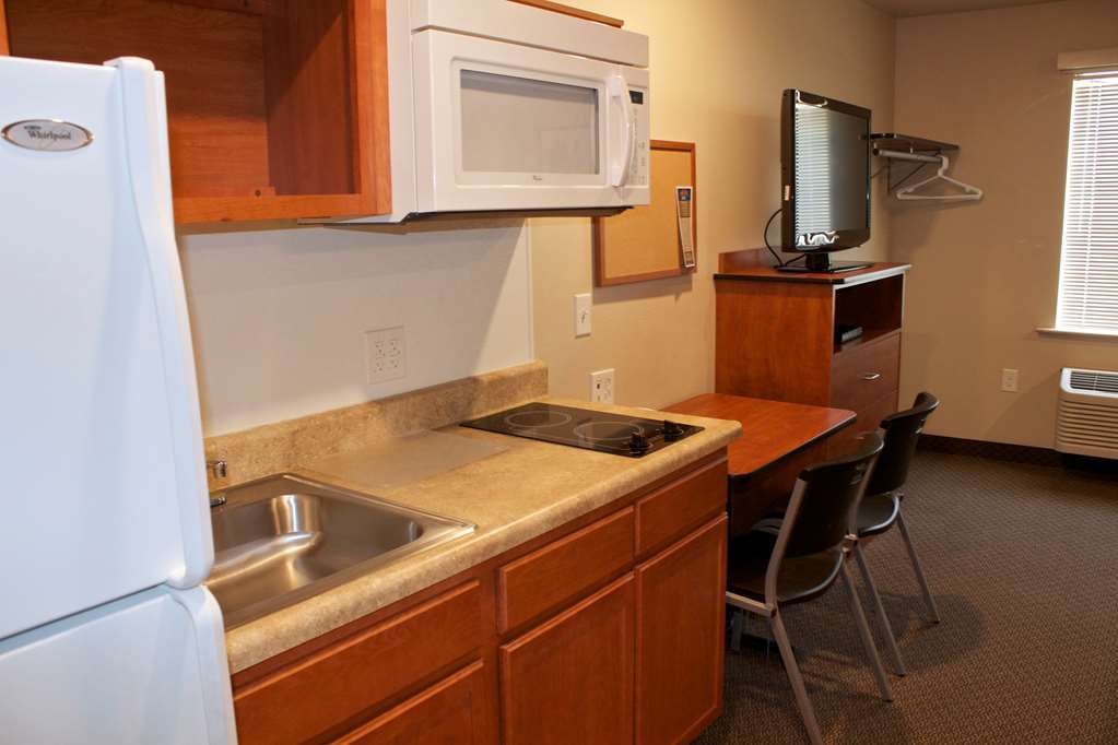 Woodspring Suites Williston Quarto foto