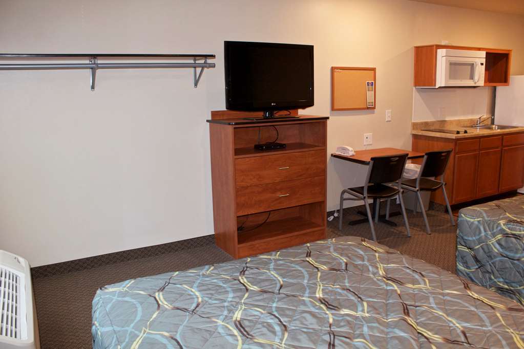 Woodspring Suites Williston Quarto foto
