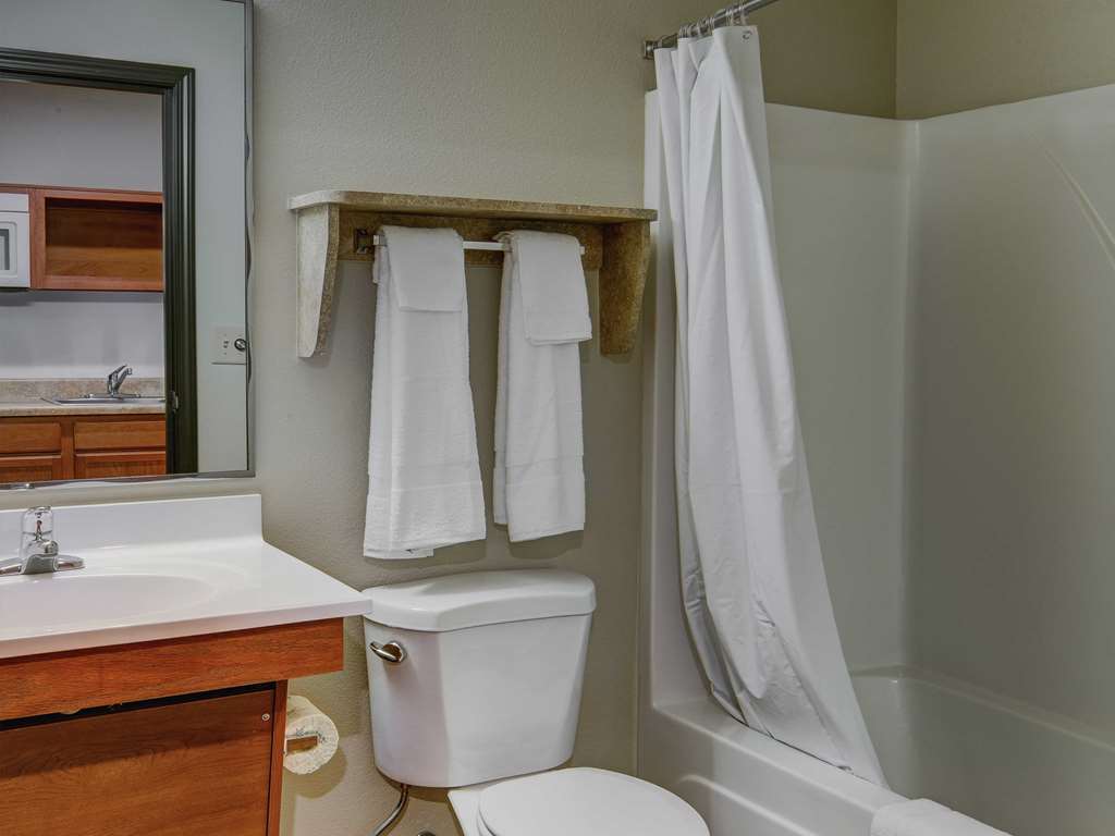 Woodspring Suites Williston Quarto foto